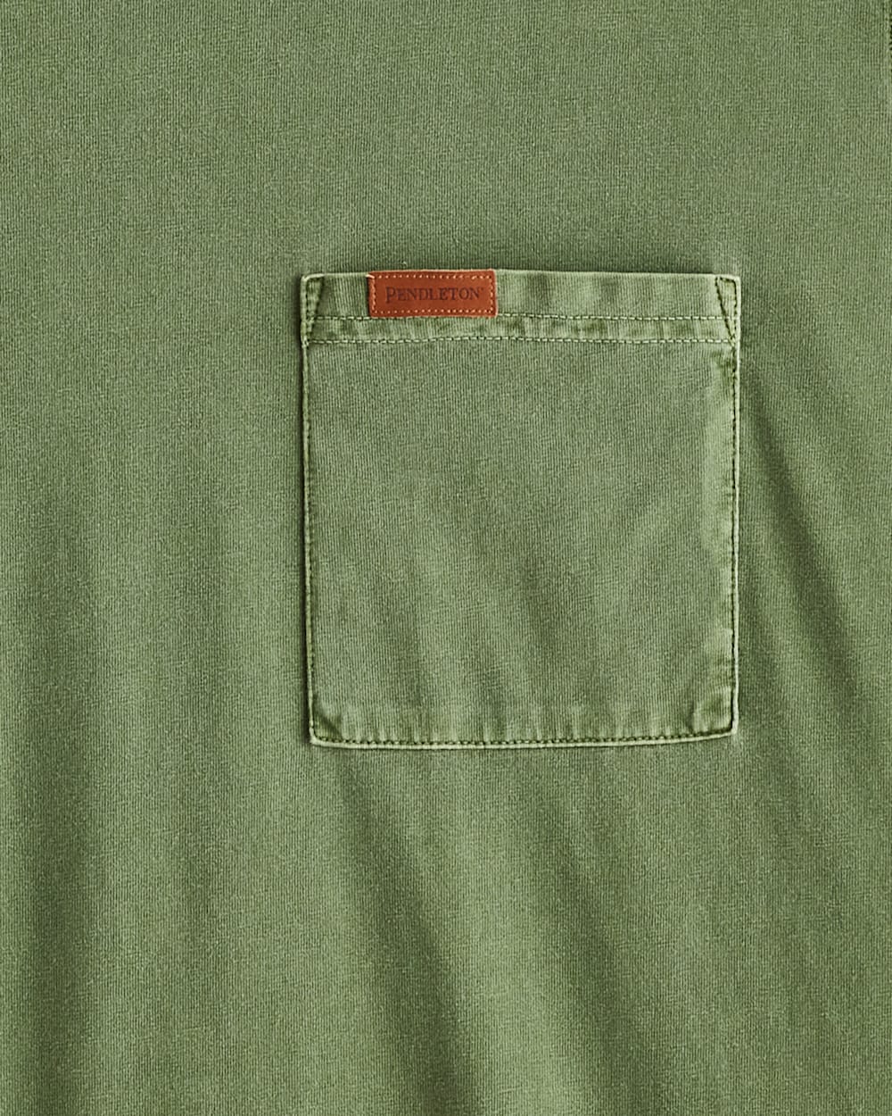 PENDLETON LONG SLEEVE DESCHUTES POCKET TEE FERN GREEN