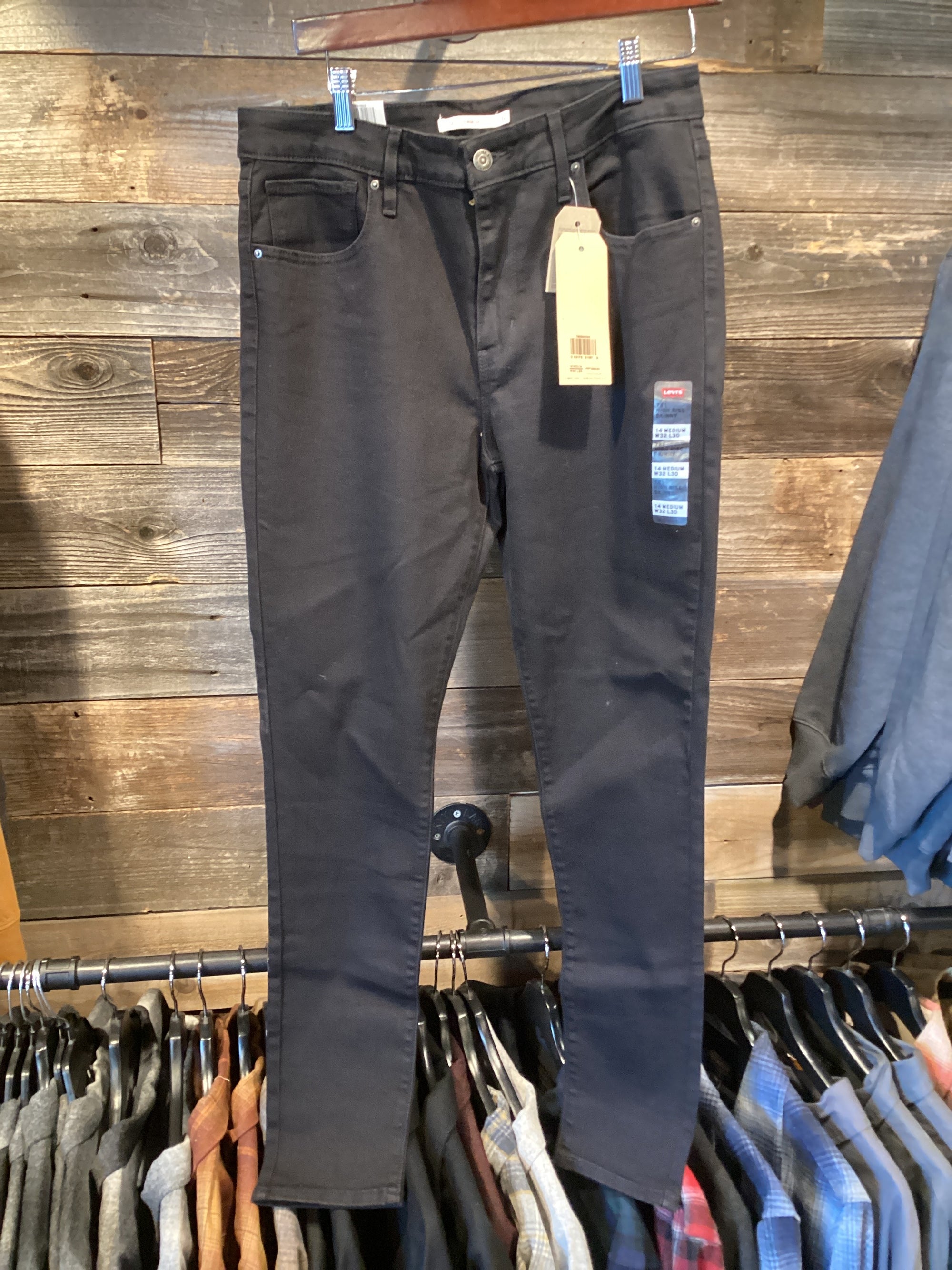Levi’s 721 High-Rise Skinny Jean