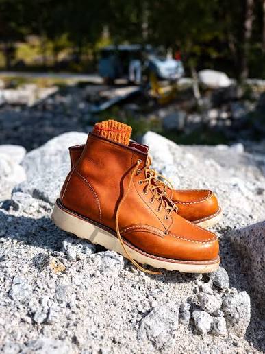 Red Wing Women’s Classic Moc